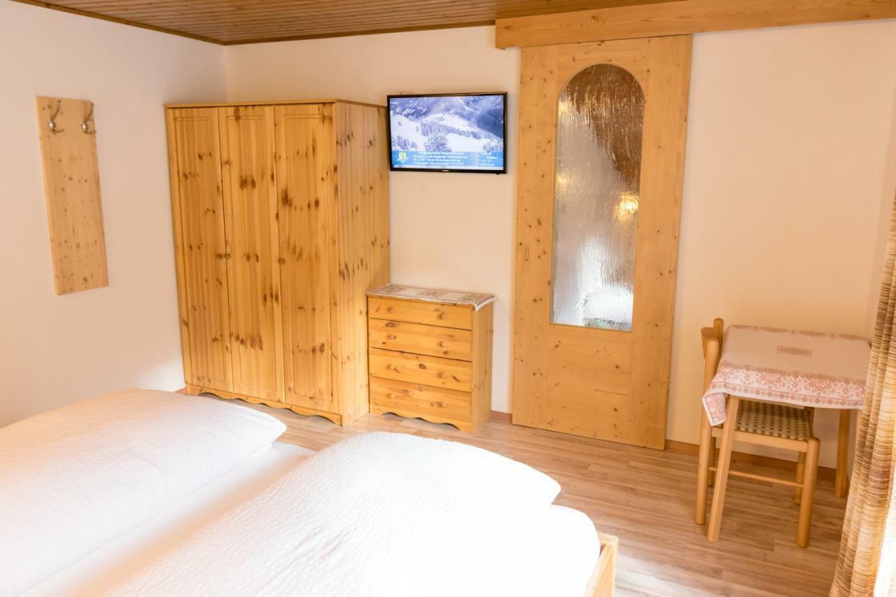 מאיירהופן Landhaus Alpenrose מראה חיצוני תמונה